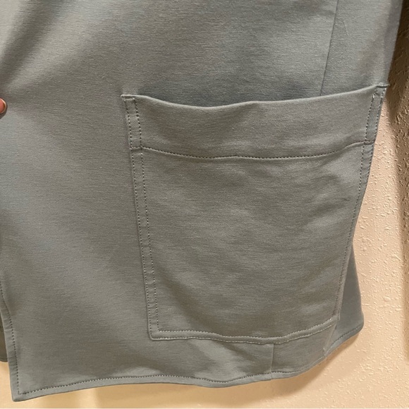 Athleta Eastbound Knit Blazer in Minimalist Gray Sage Green size 10 - Picture 5 of 8